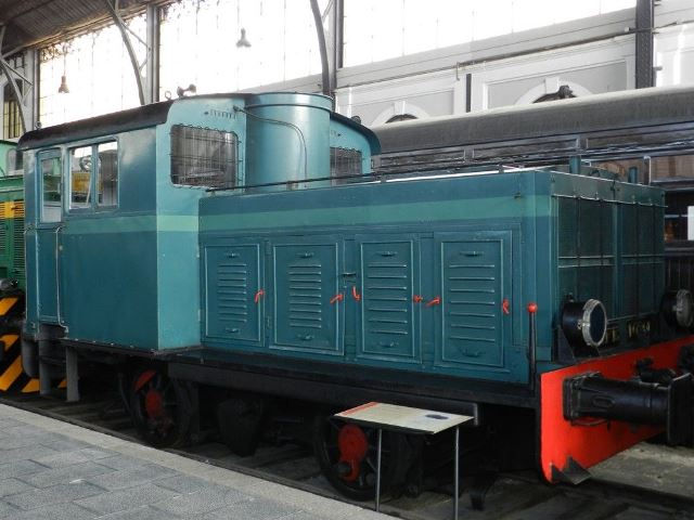 Locomotora disel de maniobras 10201 (Ex MZA TM-201, ex RENFE 10011)